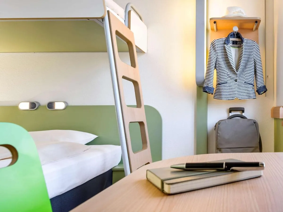 Ibis Budget Paris La Villette 19Eme 2*,