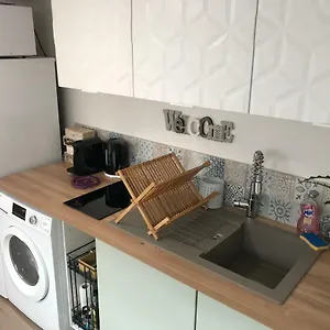 Appartement Duplex Atypique 13 Station F Bercy, Parijs